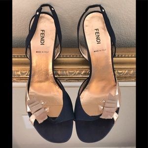 FENDI Navy heels